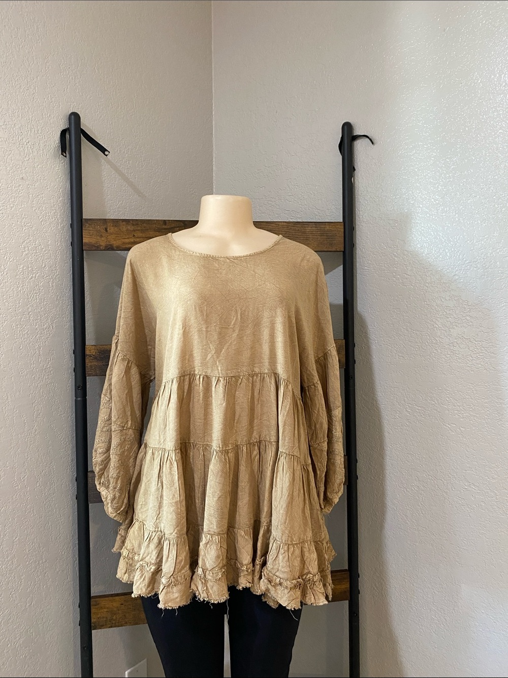 Solitaire Tiered Ruffle Tunic Top — Tan